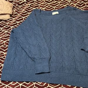 Oversized thick blue sweater